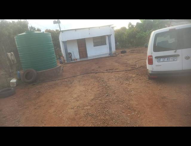 LAND FOR SALE IN MALAMULELE